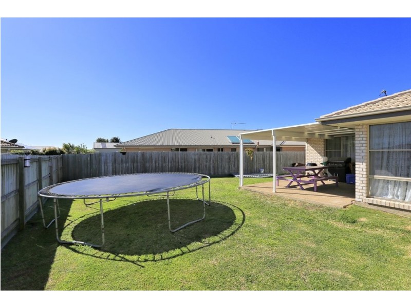 14 Explorers Way, Bargara QLD 4670