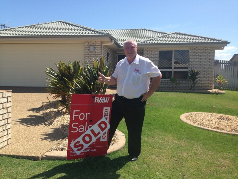 8 Settlement Court, Bargara QLD 4670