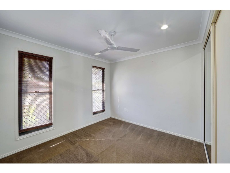 8 Bay Court, Bargara QLD 4670