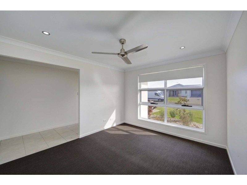 35 Firefly Street, Bargara QLD 4670