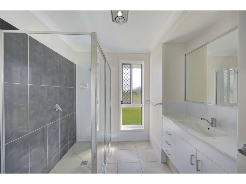 35 Firefly Street, Bargara QLD 4670