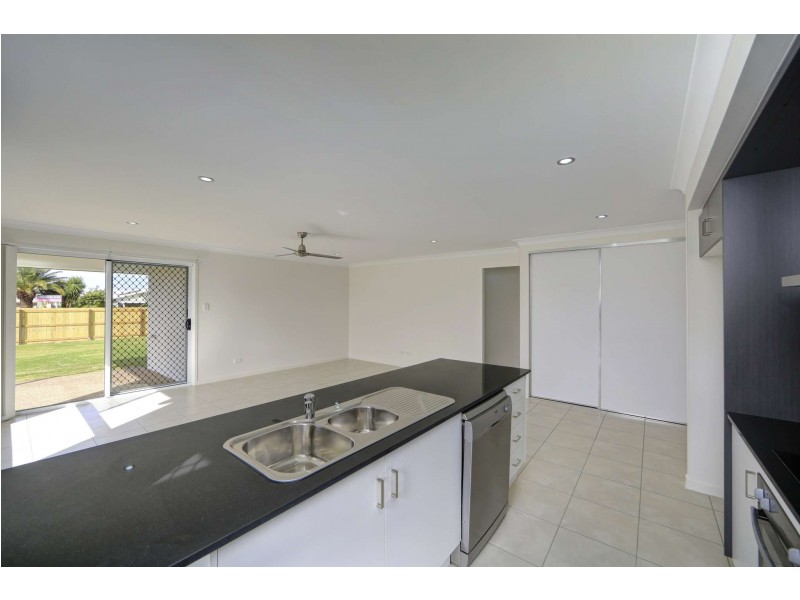 35 Firefly Street, Bargara QLD 4670