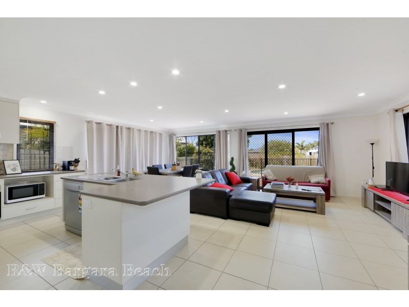 5 Tulipwood Place, Coral Cove QLD 4670
