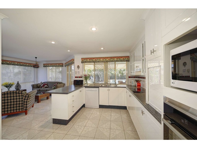 41 Durdins Road, Bargara QLD 4670