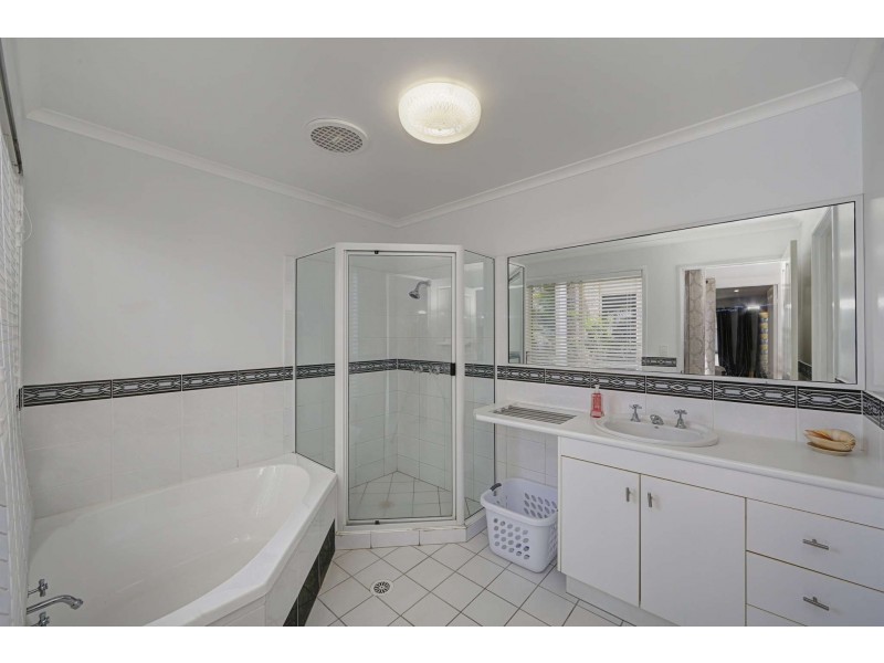 41 Durdins Road, Bargara QLD 4670