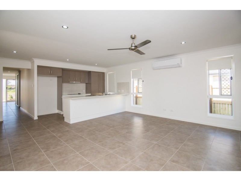 24 Banner Court, Branyan QLD 4670