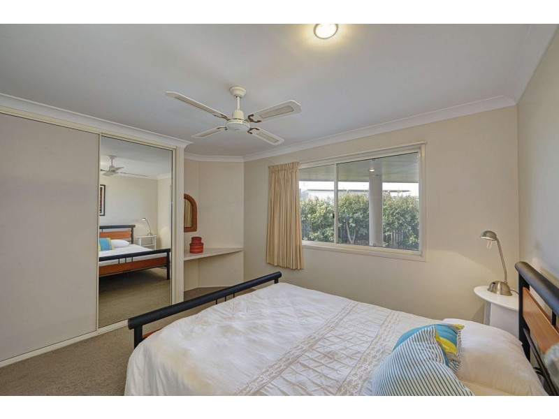 44 Grimwood Street, Bargara QLD 4670