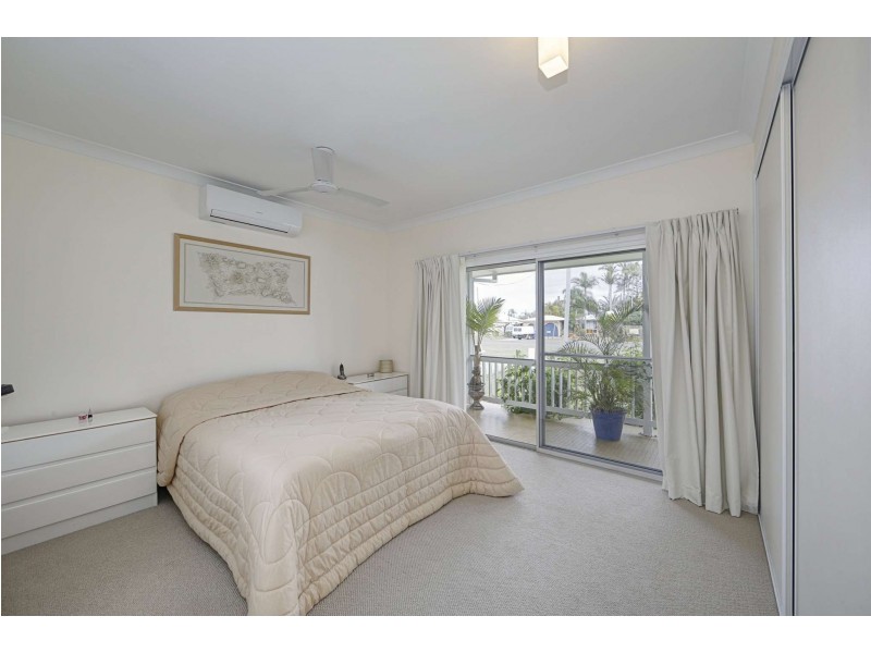 29 Bathurst Street, Elliott Heads QLD 4670