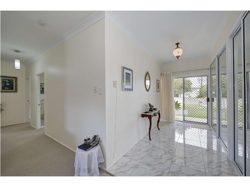 29 Bathurst Street, Elliott Heads QLD 4670
