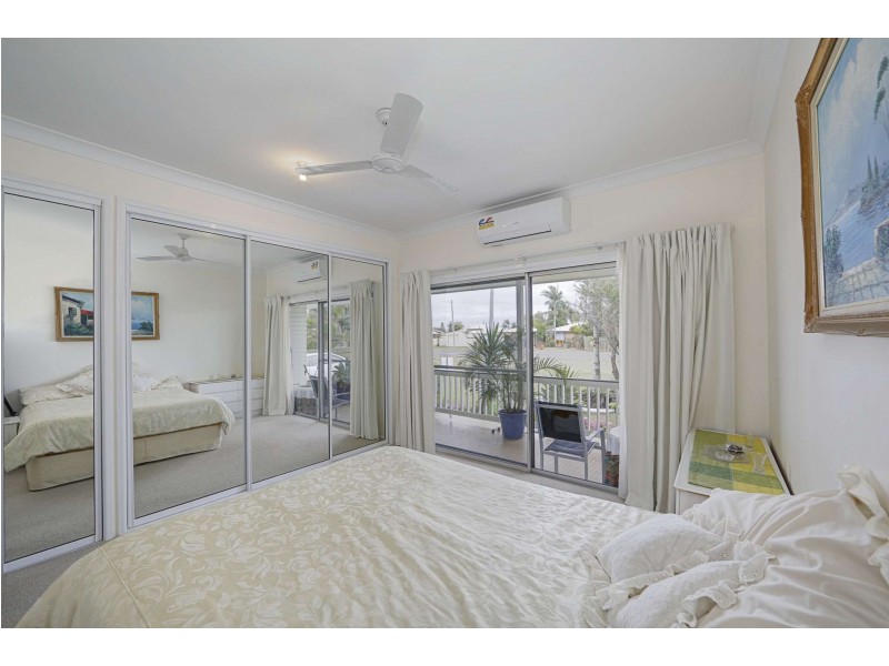 29 Bathurst Street, Elliott Heads QLD 4670