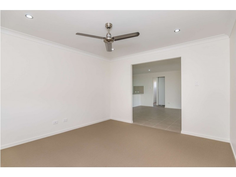 12 Kirkwood Street, Branyan QLD 4670