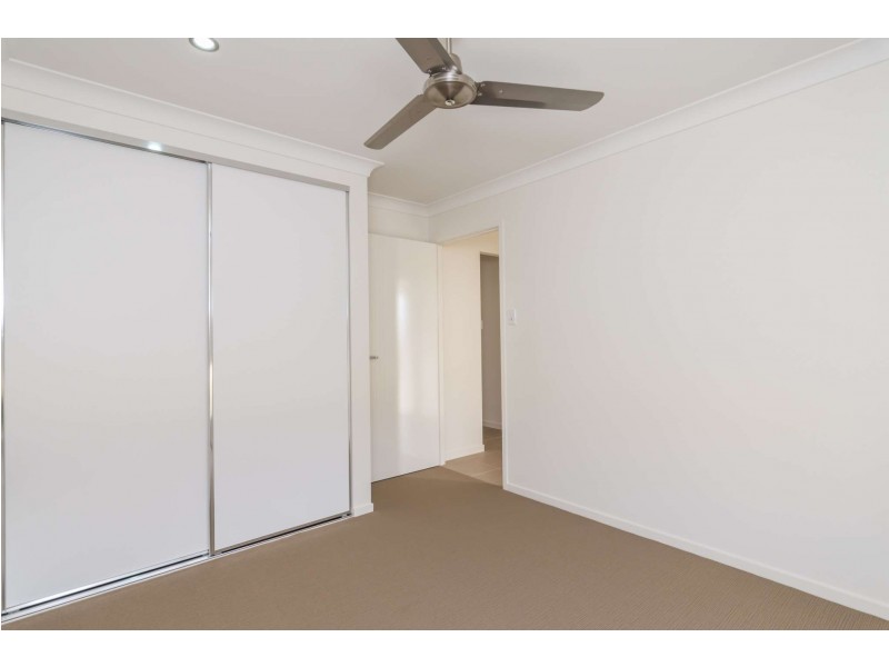 12 Kirkwood Street, Branyan QLD 4670