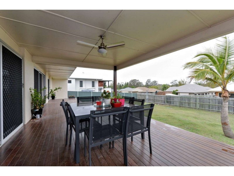 4 Camplin Court, Branyan QLD 4670