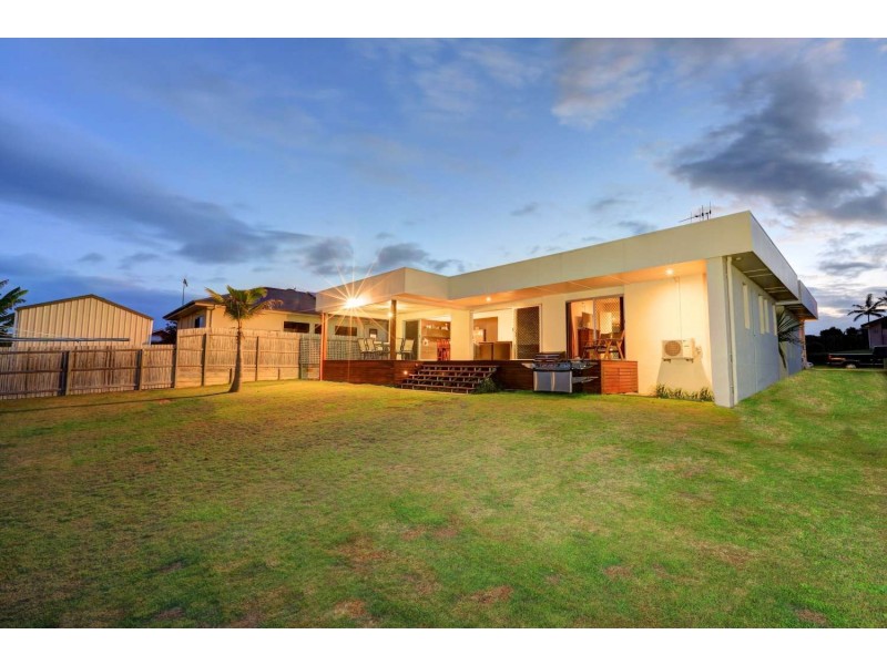 4 Camplin Court, Branyan QLD 4670