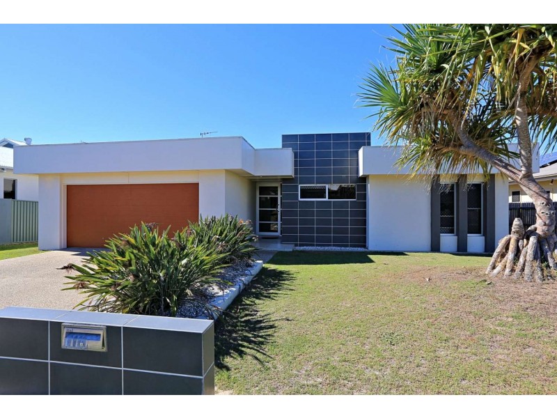 4 Camplin Court, Branyan QLD 4670