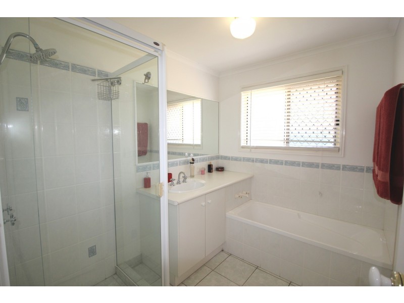 209 Barolin Esplanade, Coral Cove QLD 4670