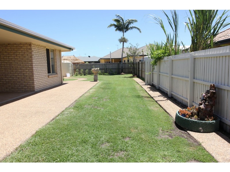 209 Barolin Esplanade, Coral Cove QLD 4670