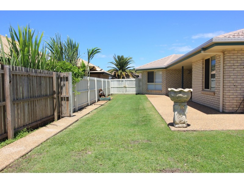 209 Barolin Esplanade, Coral Cove QLD 4670