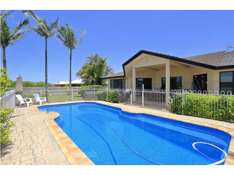 14 Coral Cove Drive, Coral Cove QLD 4670