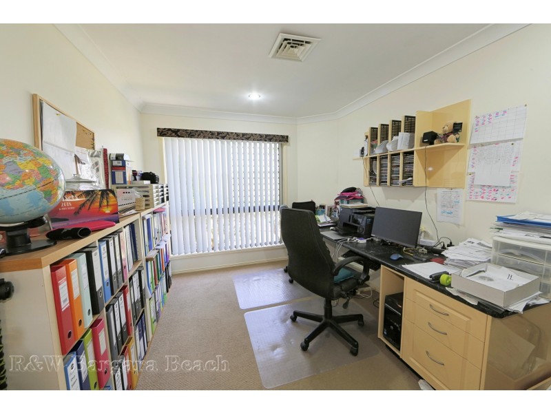 14 Coral Cove Drive, Coral Cove QLD 4670
