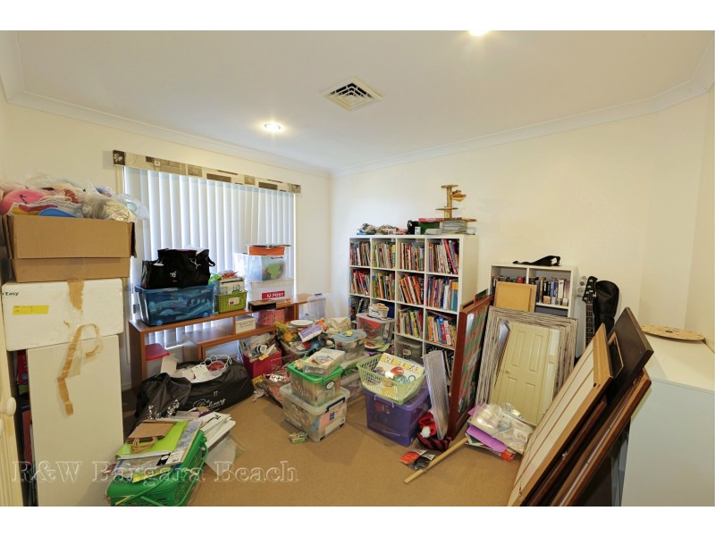 14 Coral Cove Drive, Coral Cove QLD 4670