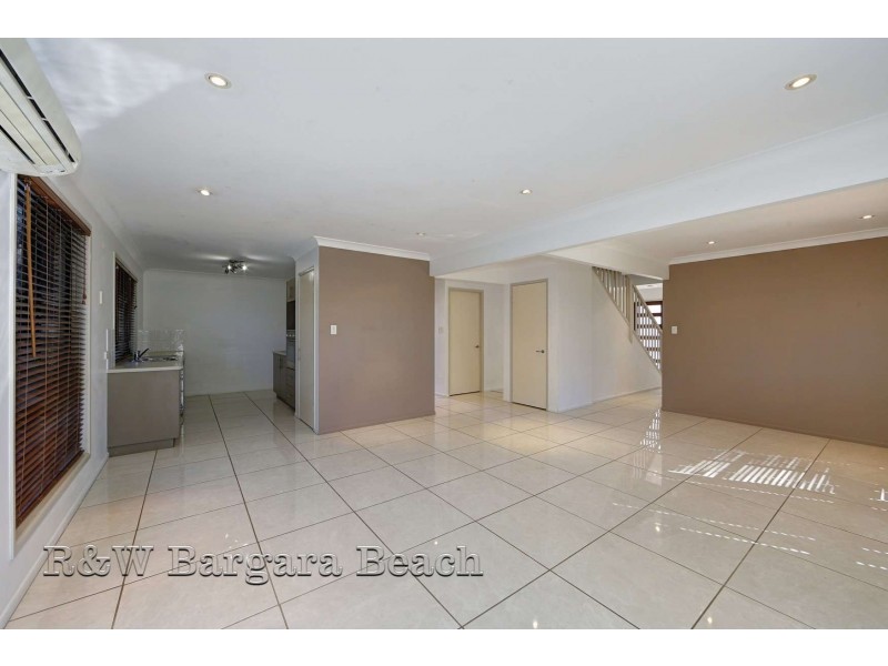 6 Daisy Court, Coral Cove QLD 4670