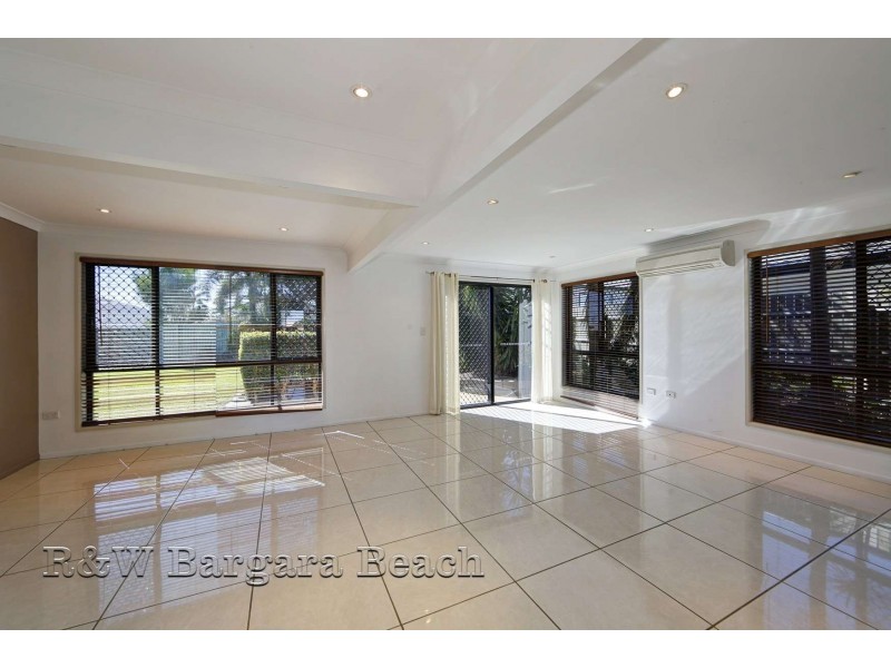 6 Daisy Court, Coral Cove QLD 4670