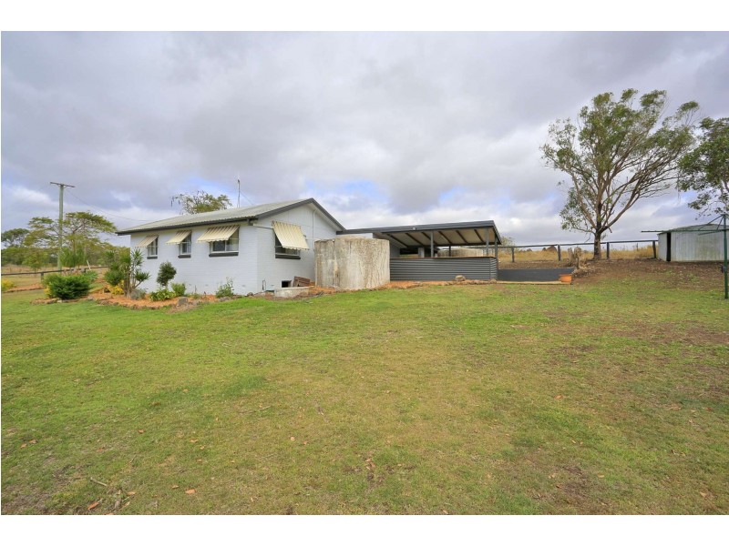 25 Atkinsons Road, Elliott Heads QLD 4670