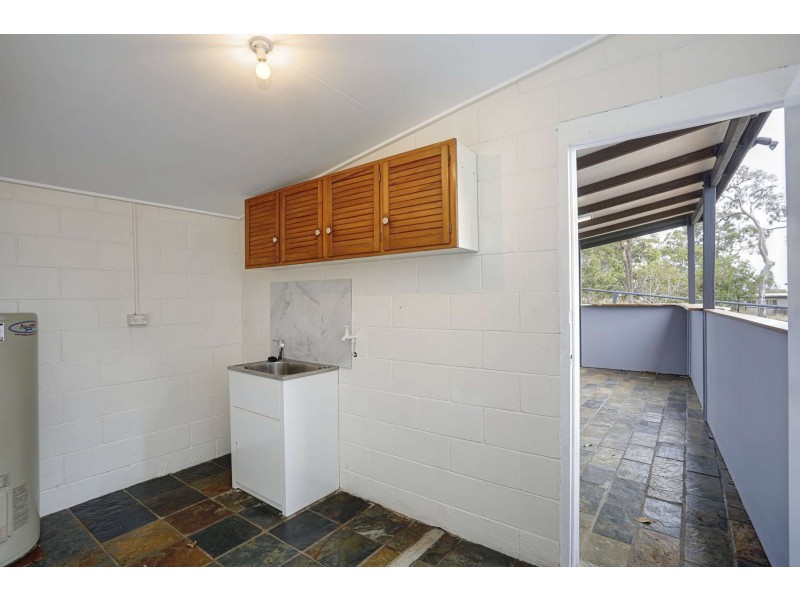 25 Atkinsons Road, Elliott Heads QLD 4670