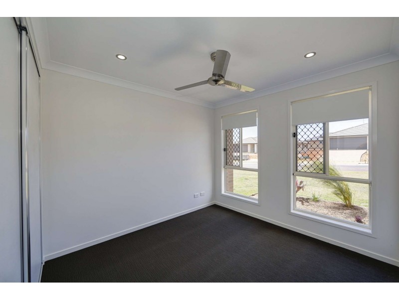 6 Kirkwood Street, Branyan QLD 4670