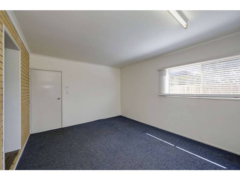 32 Nielson Avenue, Burnett Heads QLD 4670