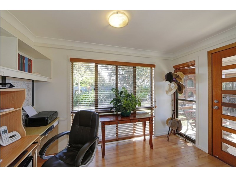 1 Logan Road, Innes Park QLD 4670