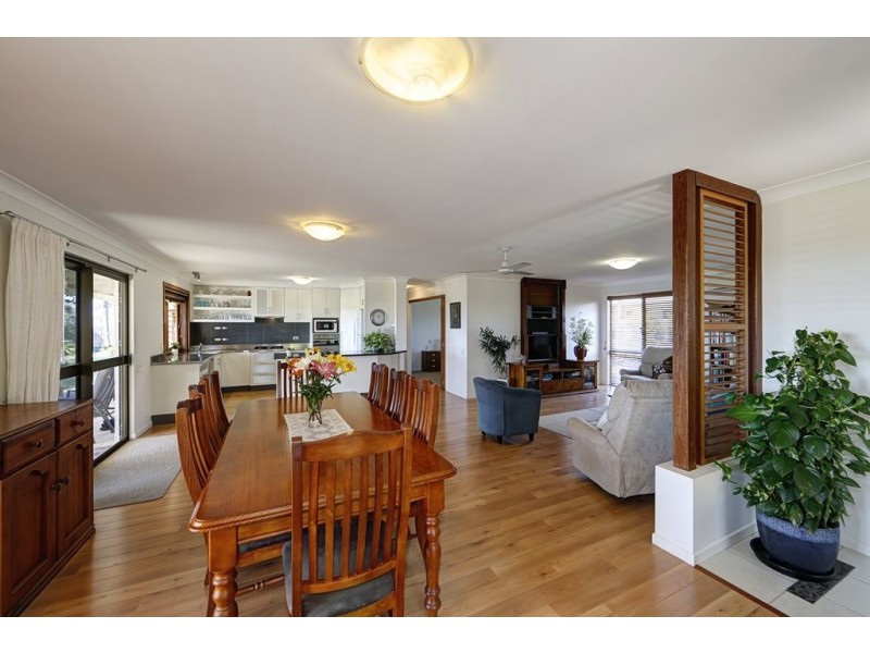 1 Logan Road, Innes Park QLD 4670