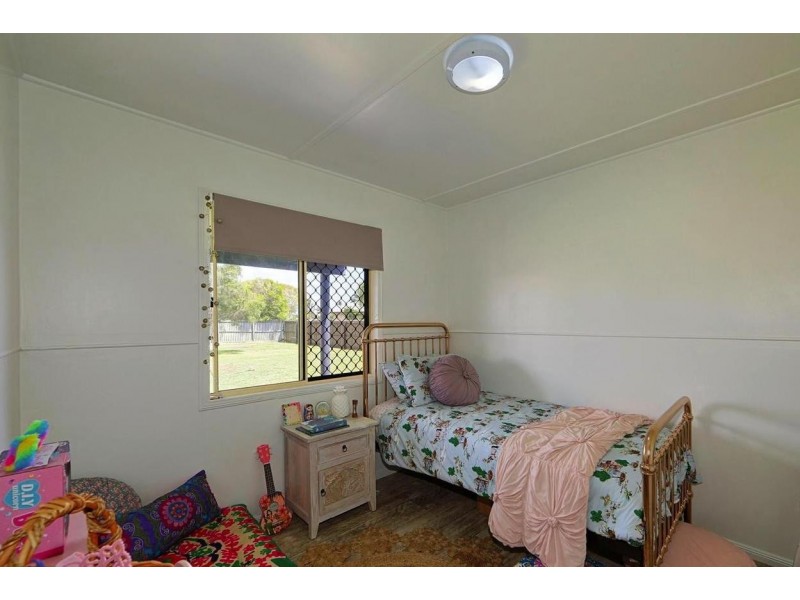 9 Mary Fox Street, Innes Park QLD 4670