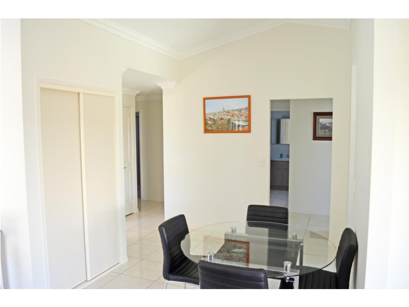 2/13 Jacques Court, Bargara QLD 4670