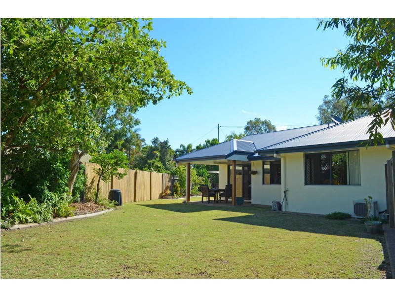 2/13 Jacques Court, Bargara QLD 4670
