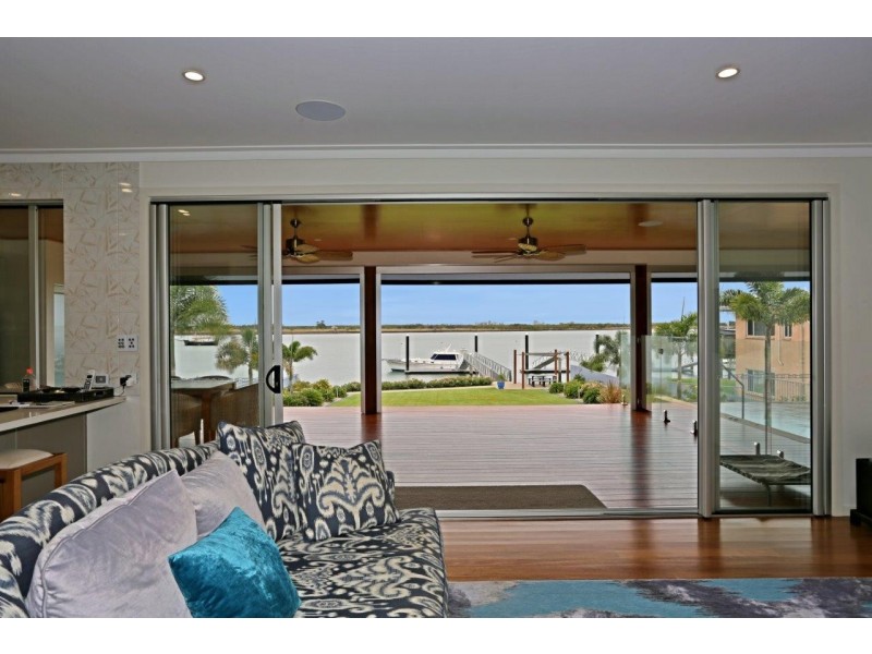 56 Corser Street, Burnett Heads QLD 4670