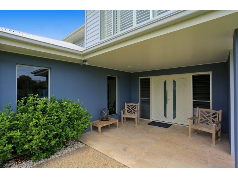 56 Corser Street, Burnett Heads QLD 4670