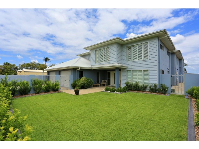 56 Corser Street, Burnett Heads QLD 4670