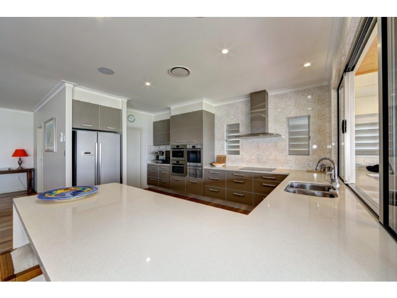 56 Corser Street, Burnett Heads QLD 4670