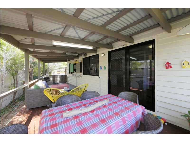9 Whalley Street, Bargara QLD 4670