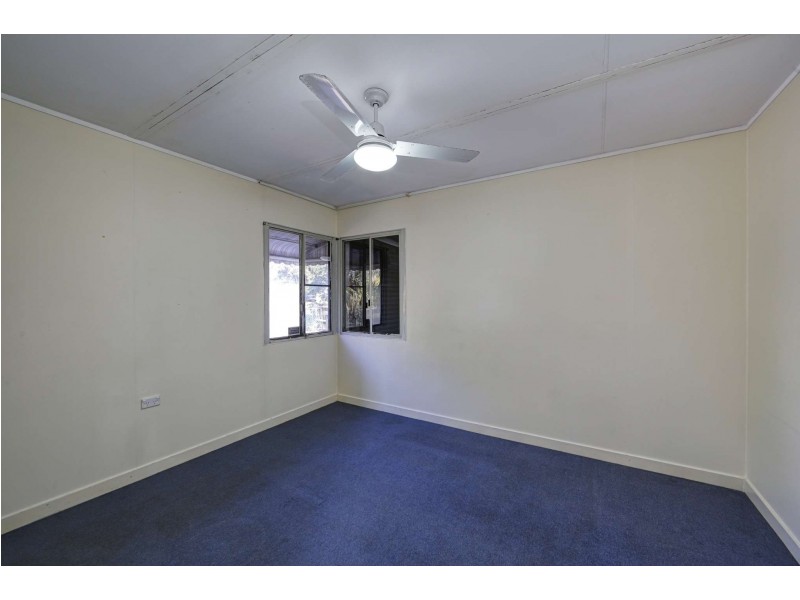 20 Dorothea McKellar Street, Burnett Heads QLD 4670