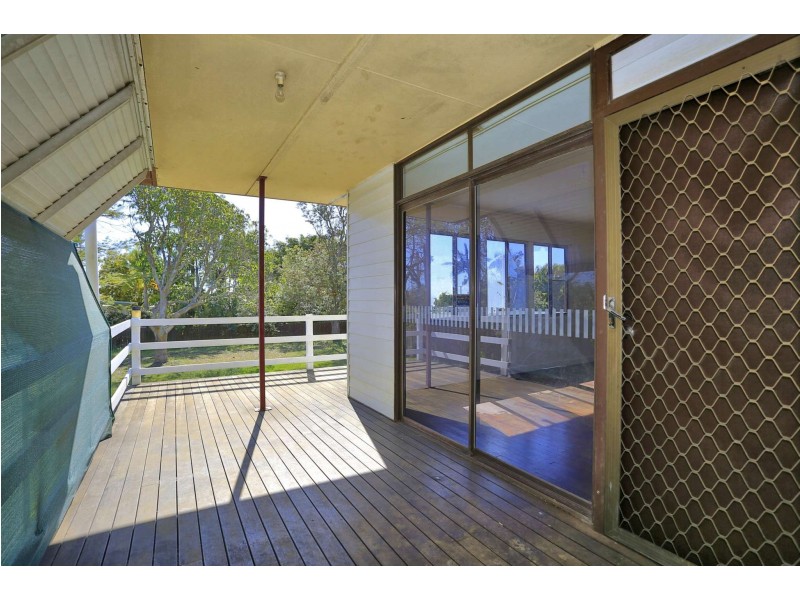 20 Dorothea McKellar Street, Burnett Heads QLD 4670