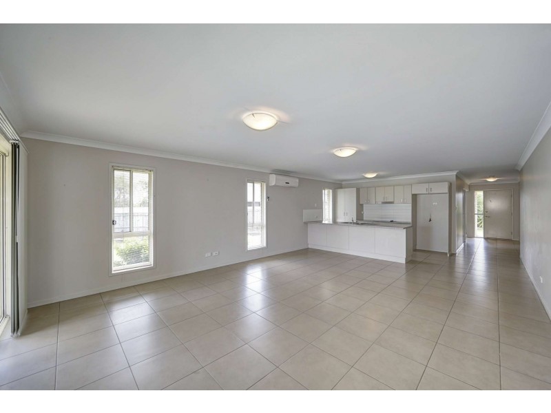 7 Pristine Close, Ashfield QLD 4670