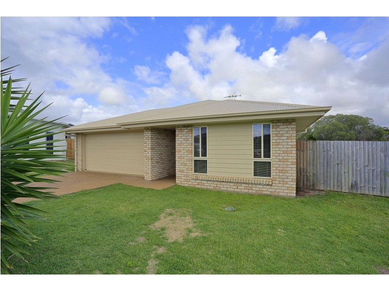 7 Pristine Close, Ashfield QLD 4670