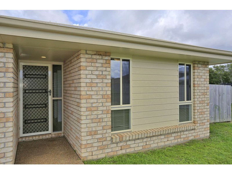 7 Pristine Close, Ashfield QLD 4670