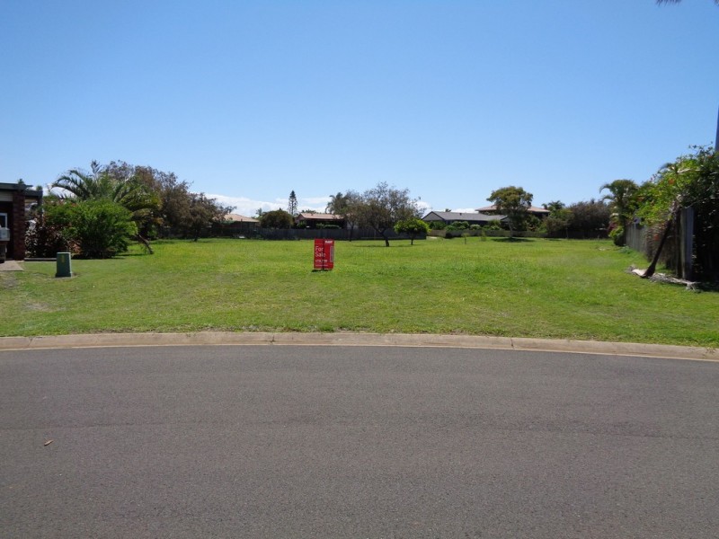 32 Oceanview Street, Bargara QLD 4670