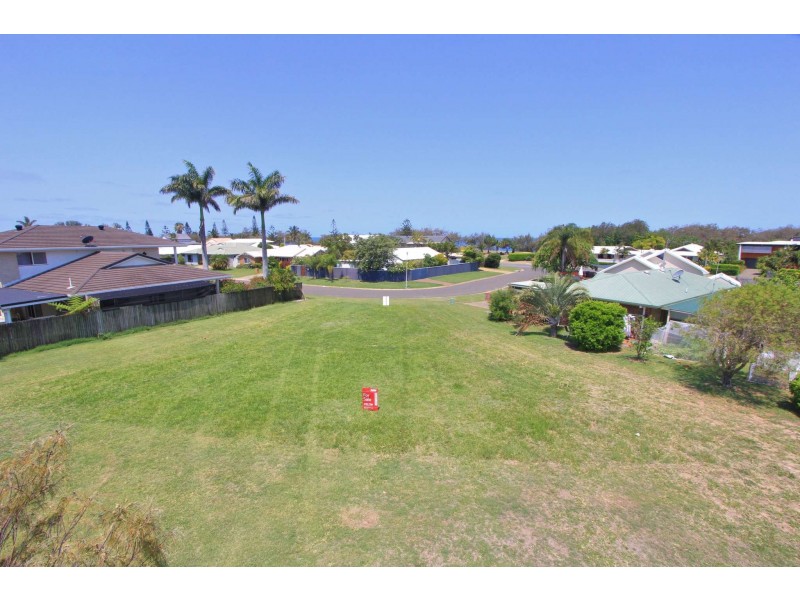 32 Oceanview Street, Bargara QLD 4670