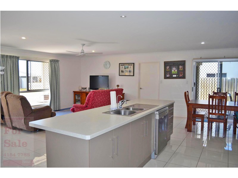 1/2 Savannah Court, Bargara QLD 4670