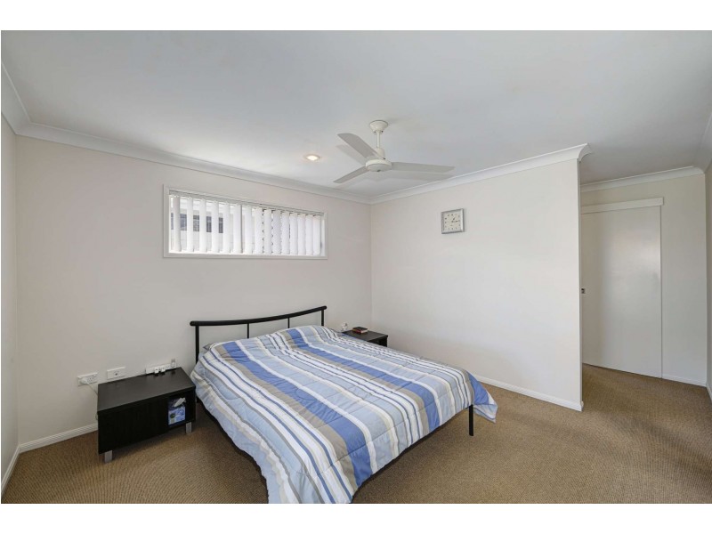 4 Tulipwood Place, Coral Cove QLD 4670